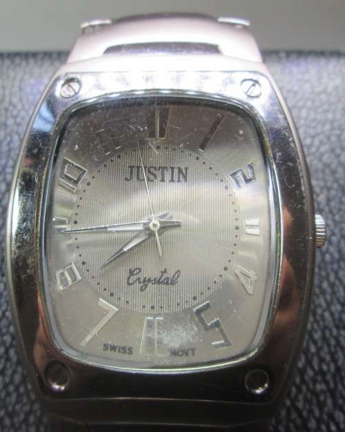 Justin watches japan movt top